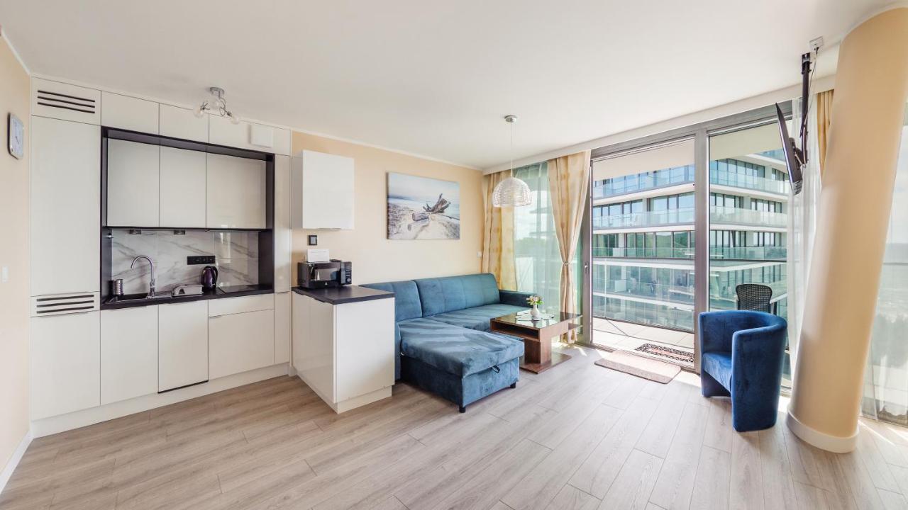 Prywatne Apartamenty Sun & Snow W Wave Z Basenem Miedzyzdroje Luaran gambar