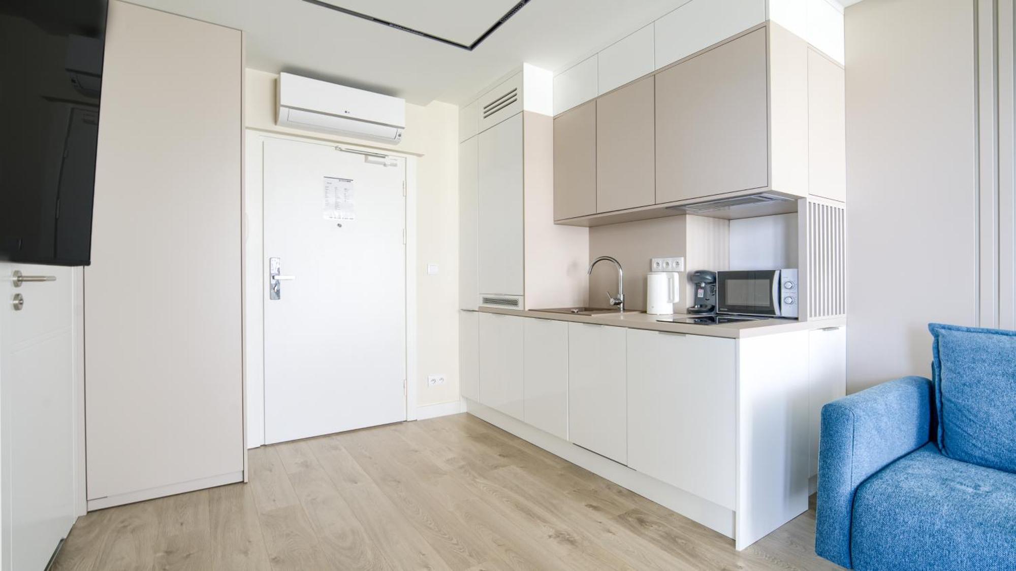 Prywatne Apartamenty Sun & Snow W Wave Z Basenem Miedzyzdroje Luaran gambar