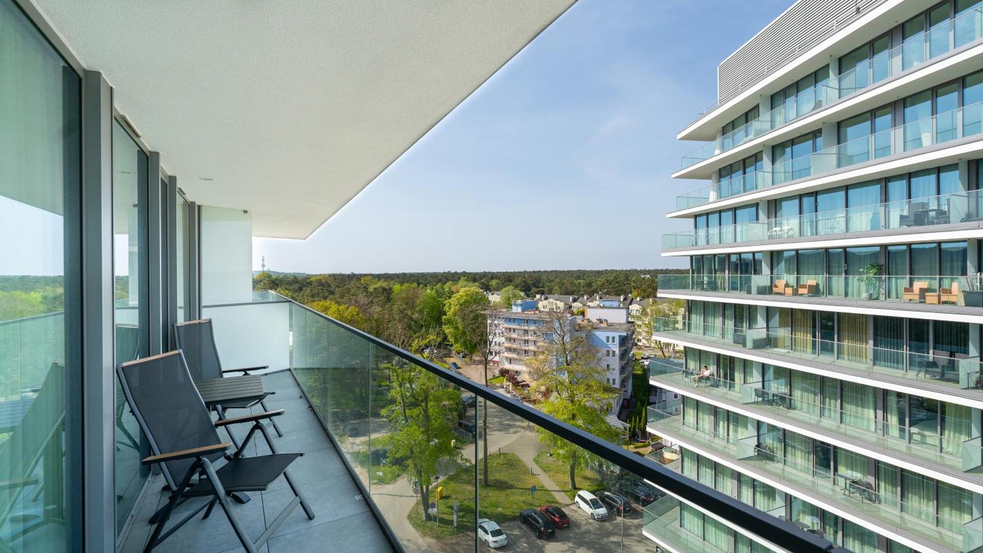 Prywatne Apartamenty Sun & Snow W Wave Z Basenem Miedzyzdroje Luaran gambar